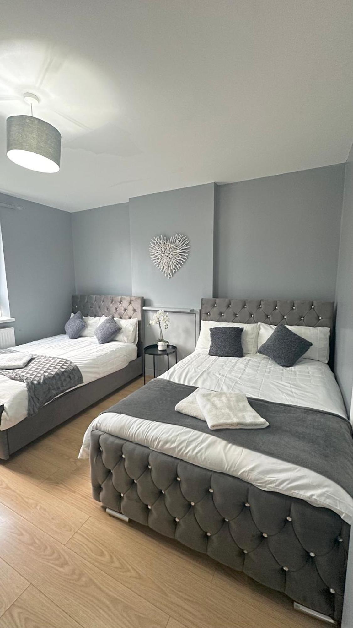 1 Bedroom Flat In Whitechapel, London Londres Exterior foto