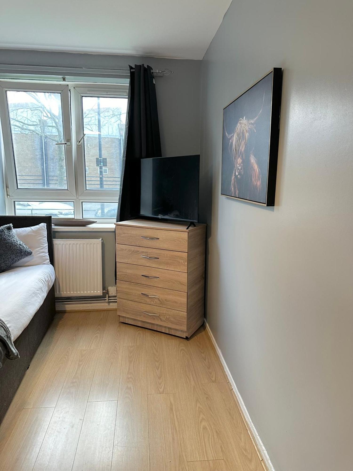1 Bedroom Flat In Whitechapel, London Londres Exterior foto