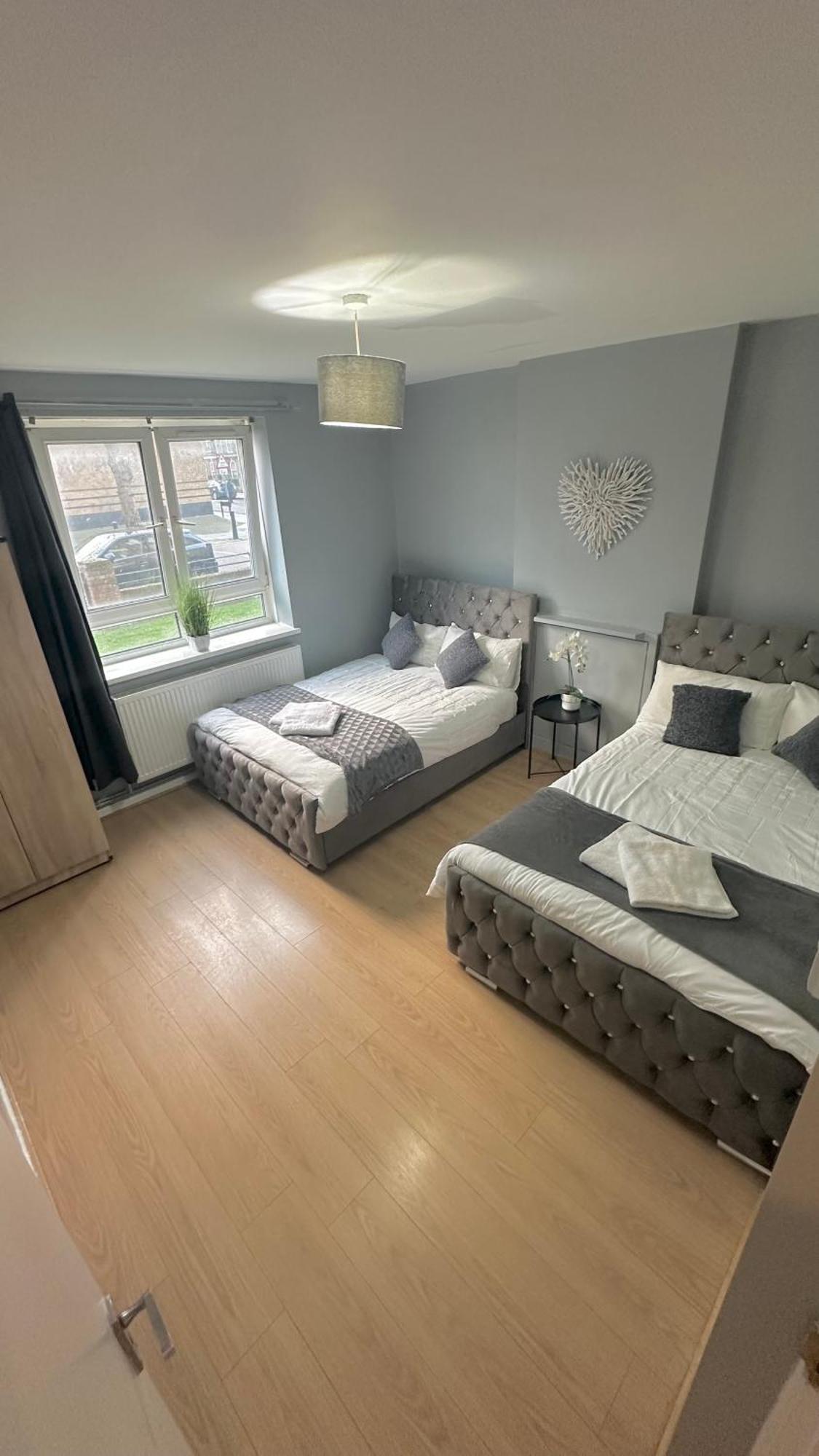 1 Bedroom Flat In Whitechapel, London Londres Exterior foto